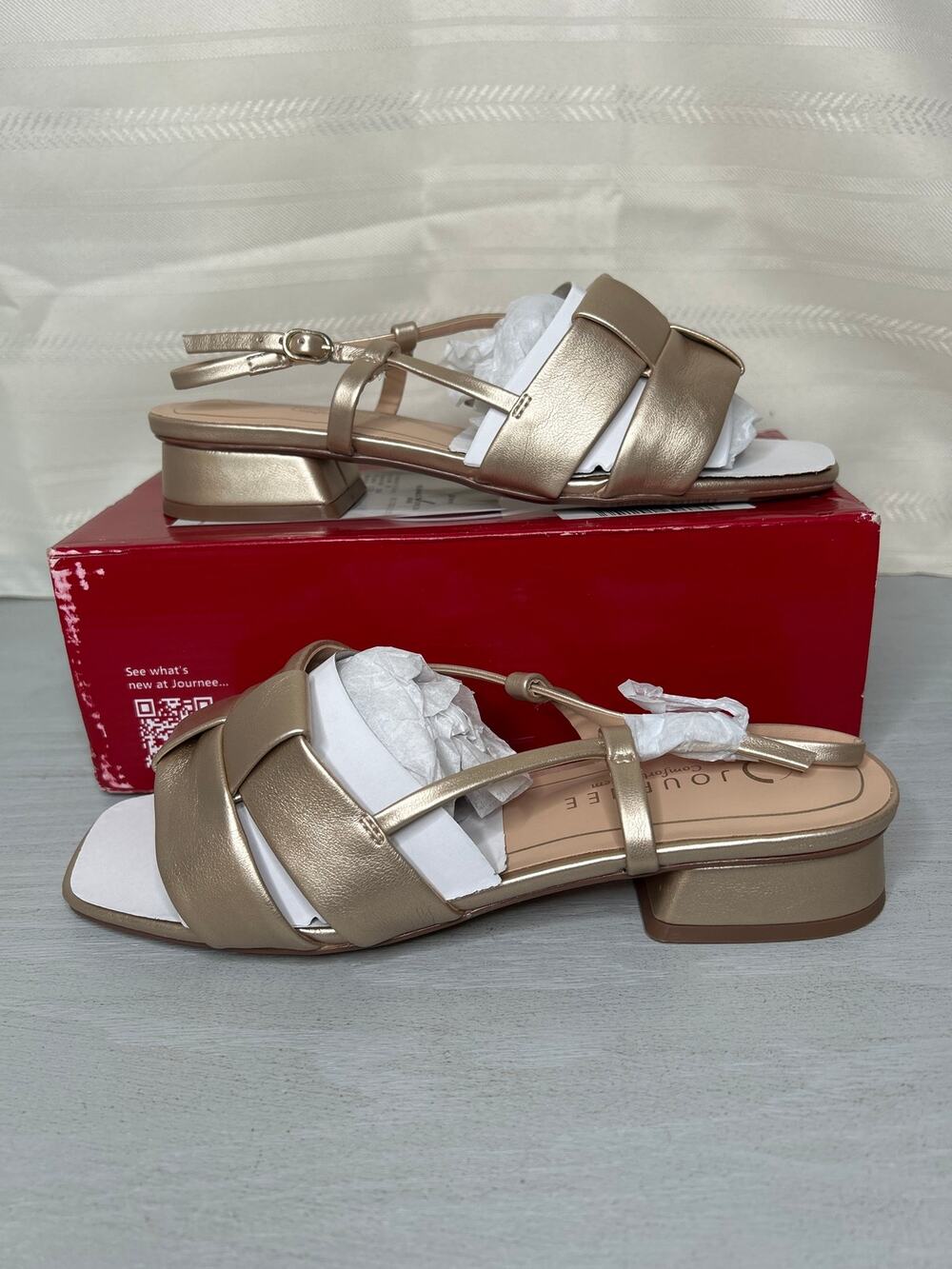 Journee Collection Tabatha Slingback Block Heel Sandals Champagne Womens 8 Wide